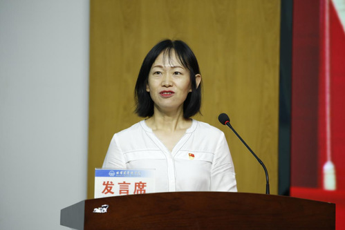 我校举行庆祝中国共产党成立100周年暨“两优一先”表彰大会
